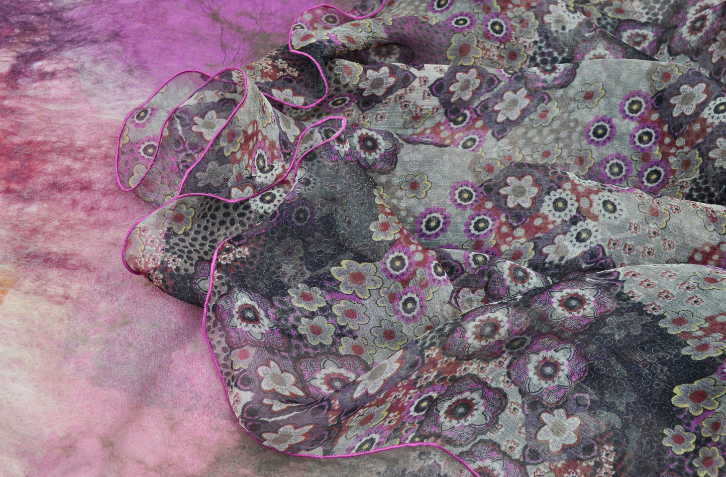 Shawl Violet Dream